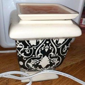 SCENTSY WARMER